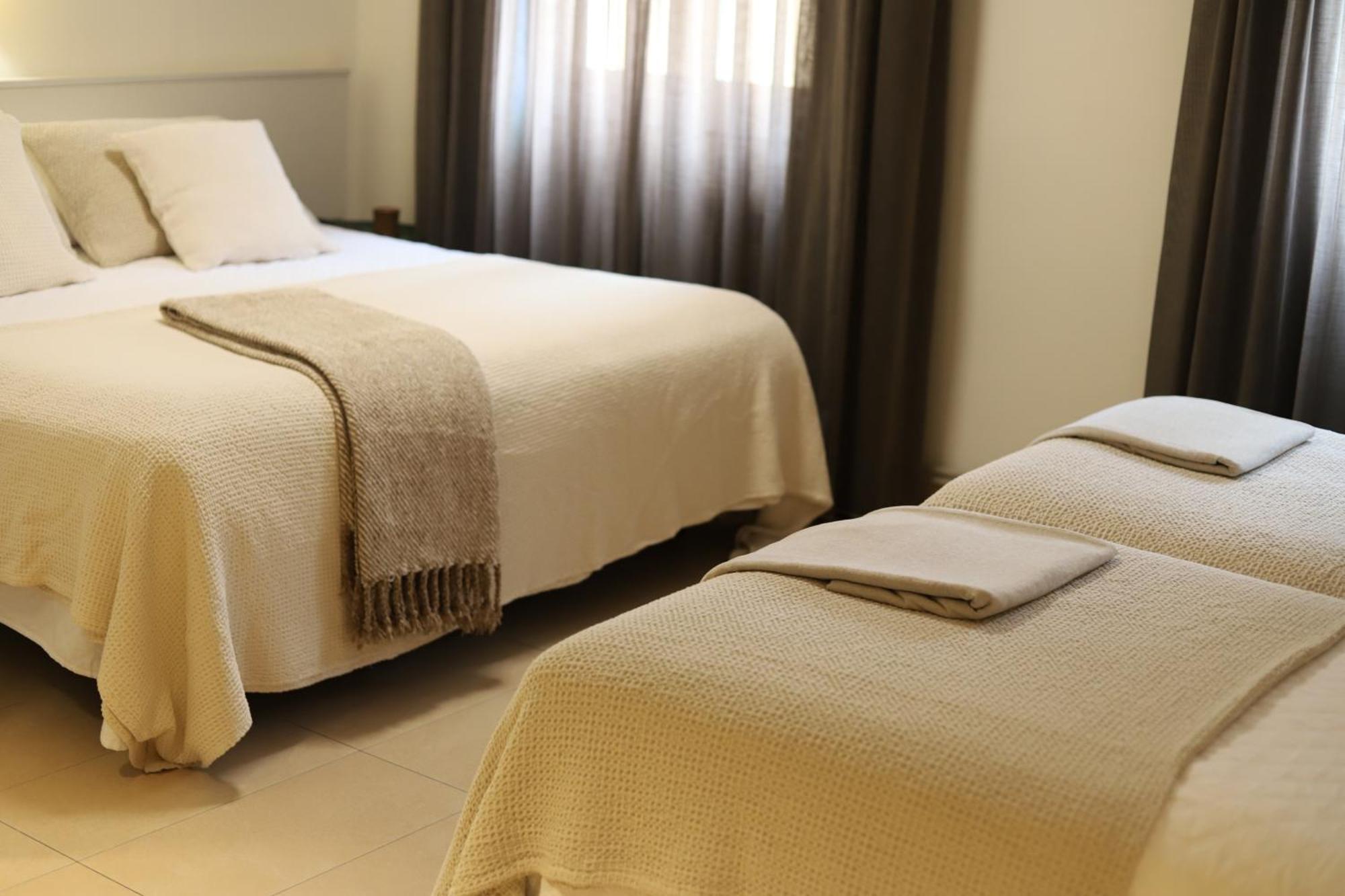 New Hotel Colon Mataro Room photo